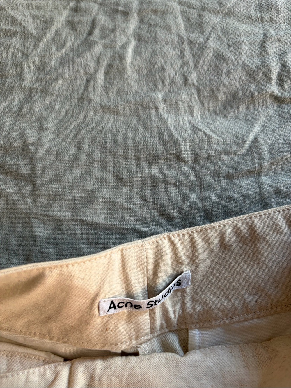 Acne Studios Cotton-Linen Belted Bermuda Shorts, Size 34 - Picture 10 of 14